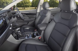 SsangYong Korando Ultimate 2020 front seats